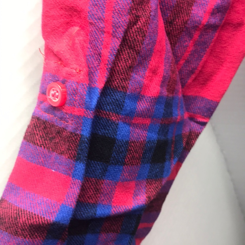 Women’s Flannel Button Down Shirt - Picture 4 of 6